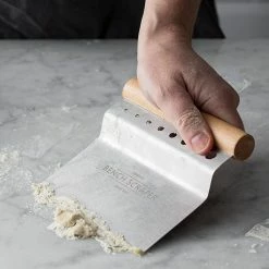 New ✨ Mason Cash | Innovative Kitchen Bench Scraper & Herb Stripper 🧨 -Mason Cash Shop bench3