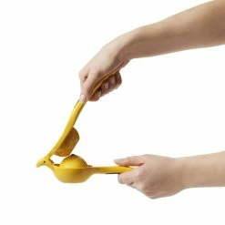 Best Sale 🤩 OXO Citrus Squeezer - Yellow ⌛ -Mason Cash Shop gg 1057962 4